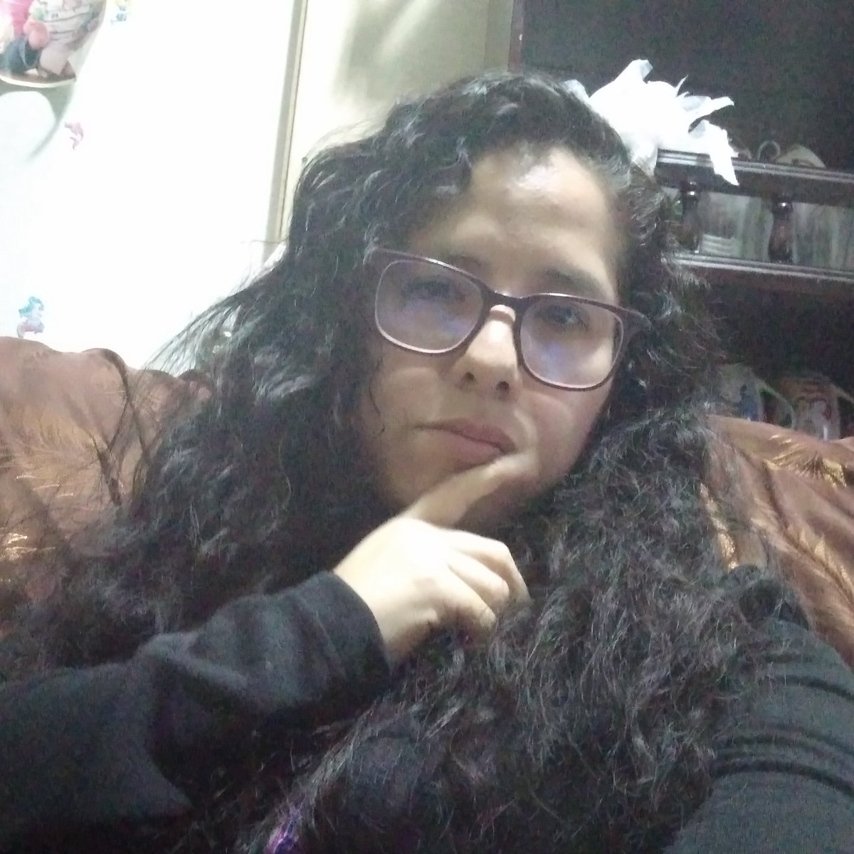 Pequitas646's tweet photo. Loca🤪🤪. Pareces frias, camas vacías, siento sin tu aliento el tiempo lento... y ahora voy tratando de evitar algo que me conmueva,  invernando como un animal en una cueva (8)(8) https://t.co/fOfhENwkiL