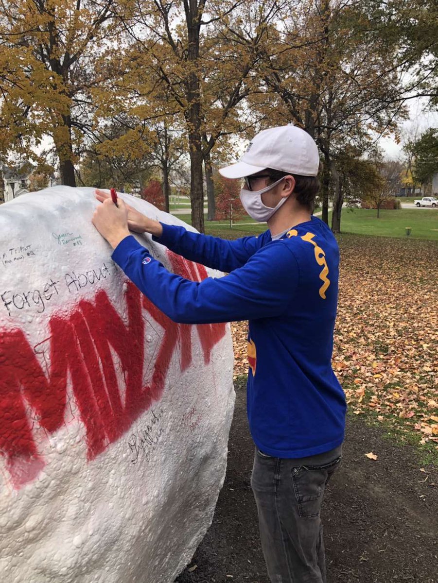 SigmaZeta3's tweet photo. #SignTheRock  Sigma Zeta showing their supports for social justice by signing the rock Painted by the football and basketball teams! @DubC_Football https://t.co/2aVQlr5MRA