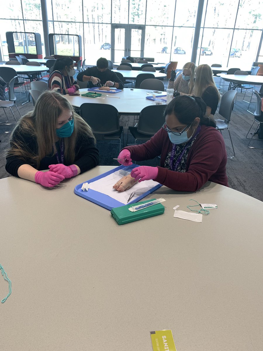 APEX_HealthSci's tweet photo. We want to Thank Mandy Newton Rosenow,  PA, for teaching us the proper “surgeon’s” knot and simple interrupted stitch today. https://t.co/TM3HBC0WNi