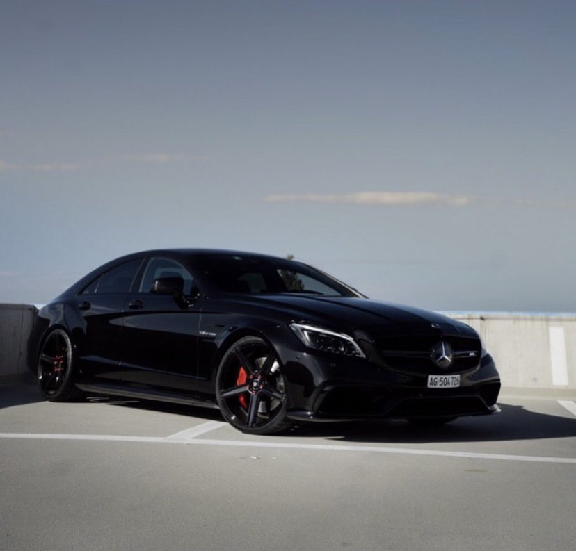 Uncle_Benz_'s tweet photo. Mercedes, CLS, Concurrence, PLS https://t.co/fLGdHhHdb4