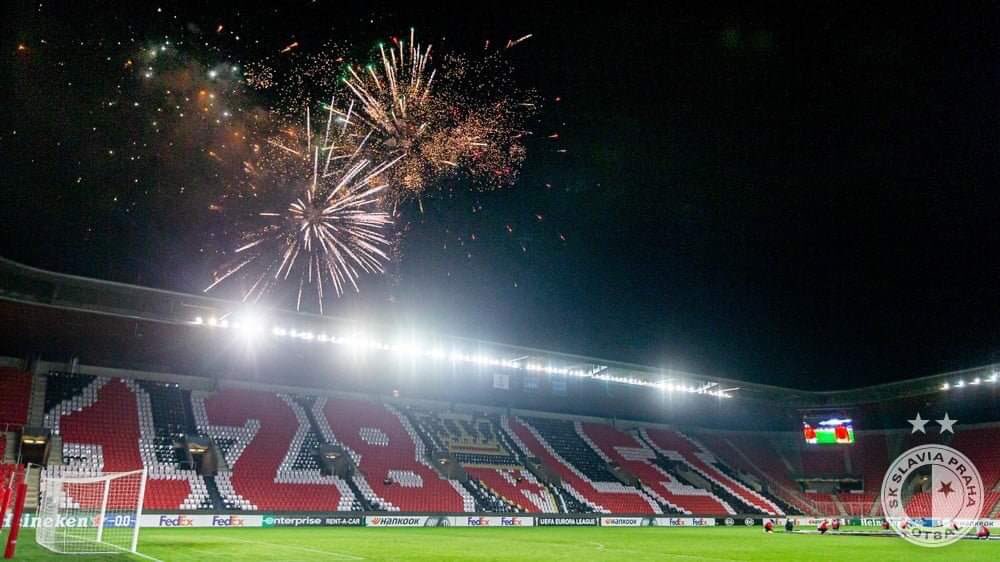 TRIBUNA_SEVER's tweet photo. #slavia128 #NoPyroNoParty #slaogc https://t.co/QFAjg2Adqu