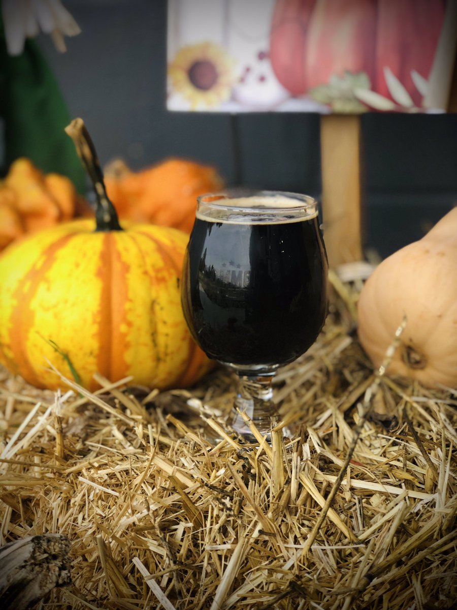 CommonJohnBC's tweet photo. Come try the new beers in the taproom!
Friday (Nov 6th) we will have live music by Macy Tabor from 6-9pm!
Cheers! 🍻🍻
#WeAreCommonJohn #BlueCollarWhiteCollarNoCollar #IndependenceMatters #SeekTheSeal #DrinkLocal #ManchesterTn #TnCraftBeer #DrinkResponsibly #CraftBeerUnited https://t.co/hFqBpHspmA