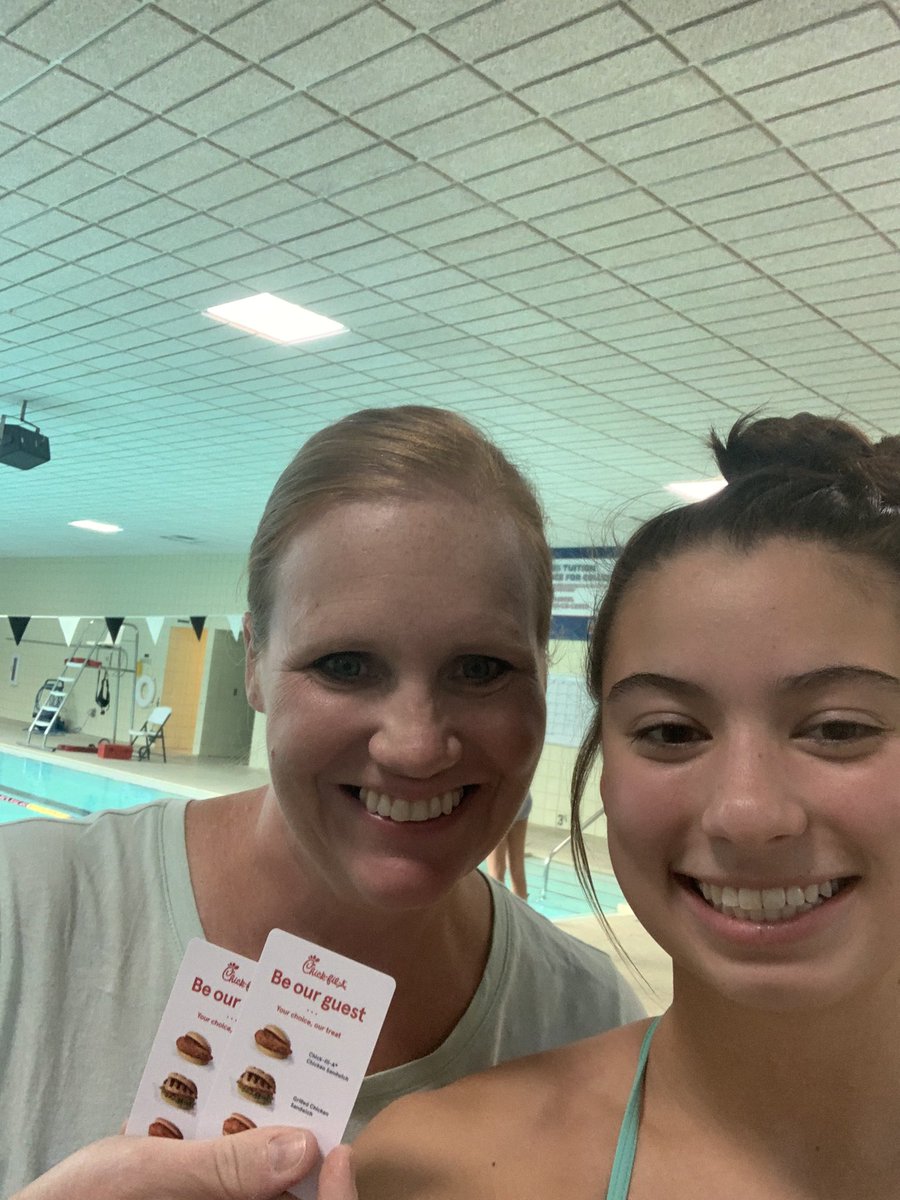 cassidykhull's tweet photo. @CFALDRAcademy I was able to thank my swim coach, Leah, in a radio interview and give her her cfa cards for the #bigthankyou #cfaleaderacademy #impactthroughaction https://t.co/UZqGSlsYt5
