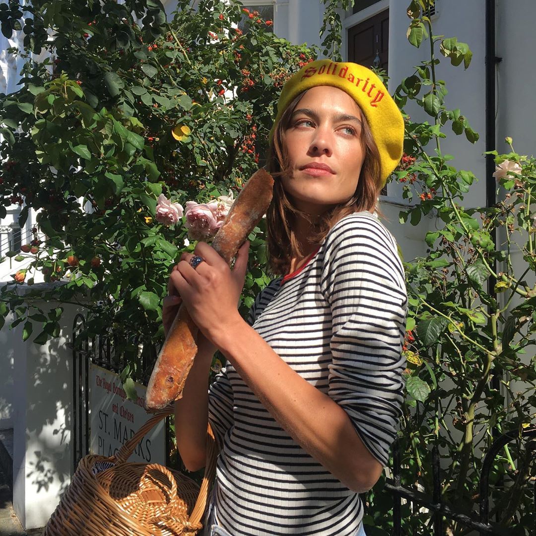 Happy bday, queen TE AMO MUCHO, DIOSLEXA.    