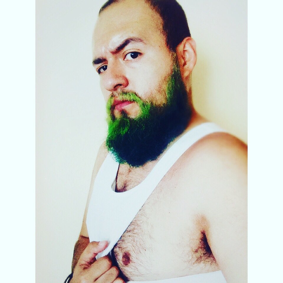 idj_4ever's tweet photo. Y en los recuerdos coloridos 
#colourbeard #barbadecolores 
#TBThursday https://t.co/Fz6hOcP2fY