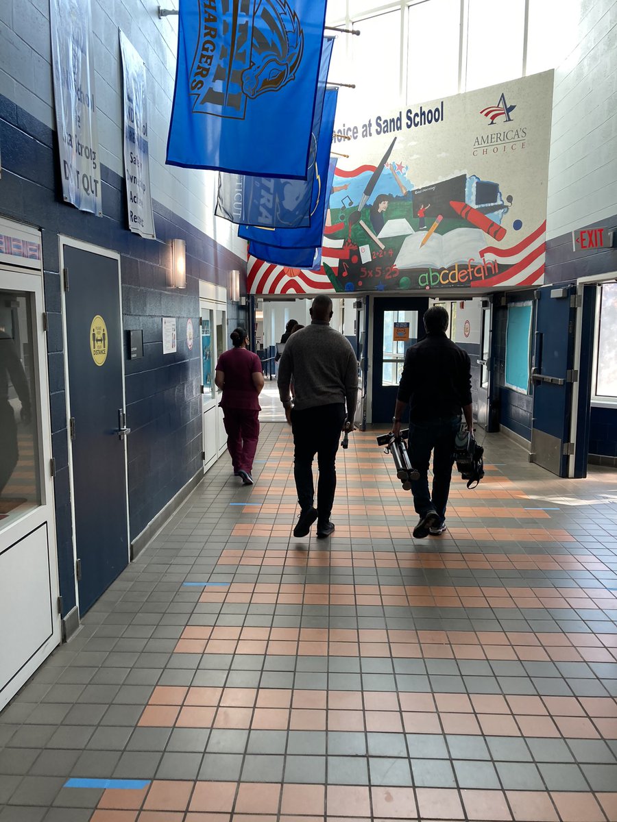 sandhartford's tweet photo. Another great week at the SANDbox as we head into our Fun Friday! #Interview #essentialworkerday #HBDcake #parentengagementPD #SOARing #makingithappen #WeAreHartford #allin #AP #ExecutiveAssistant https://t.co/057ge8AxCr