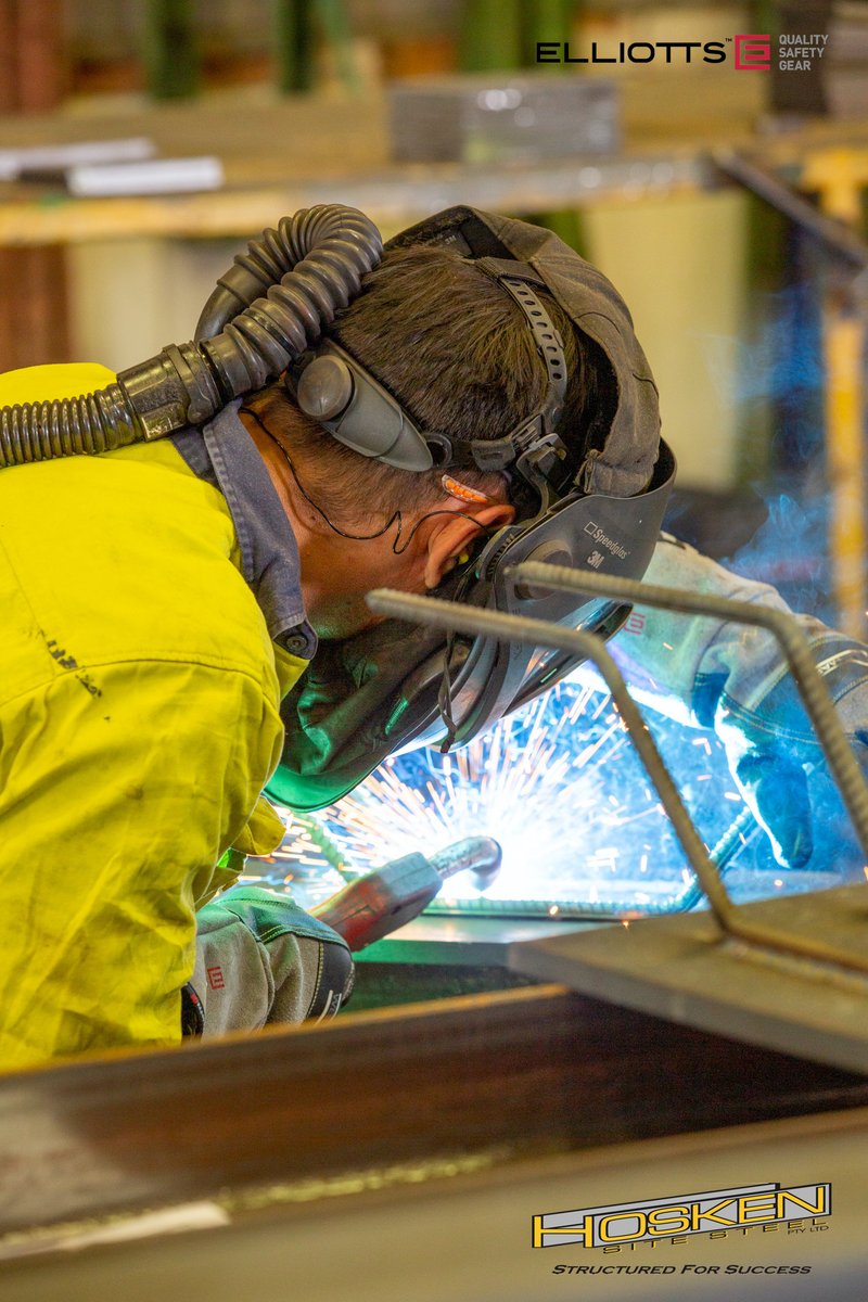 ElliottsSafety's tweet photo. Earlier this week, Elliotts had a photoshoot at Hosken Site Steel. Thanks so much to the team for allowing us into their workshop for the day. These photos are only a sample of what’s to come. Stay Tuned! https://t.co/JADLebvcOG