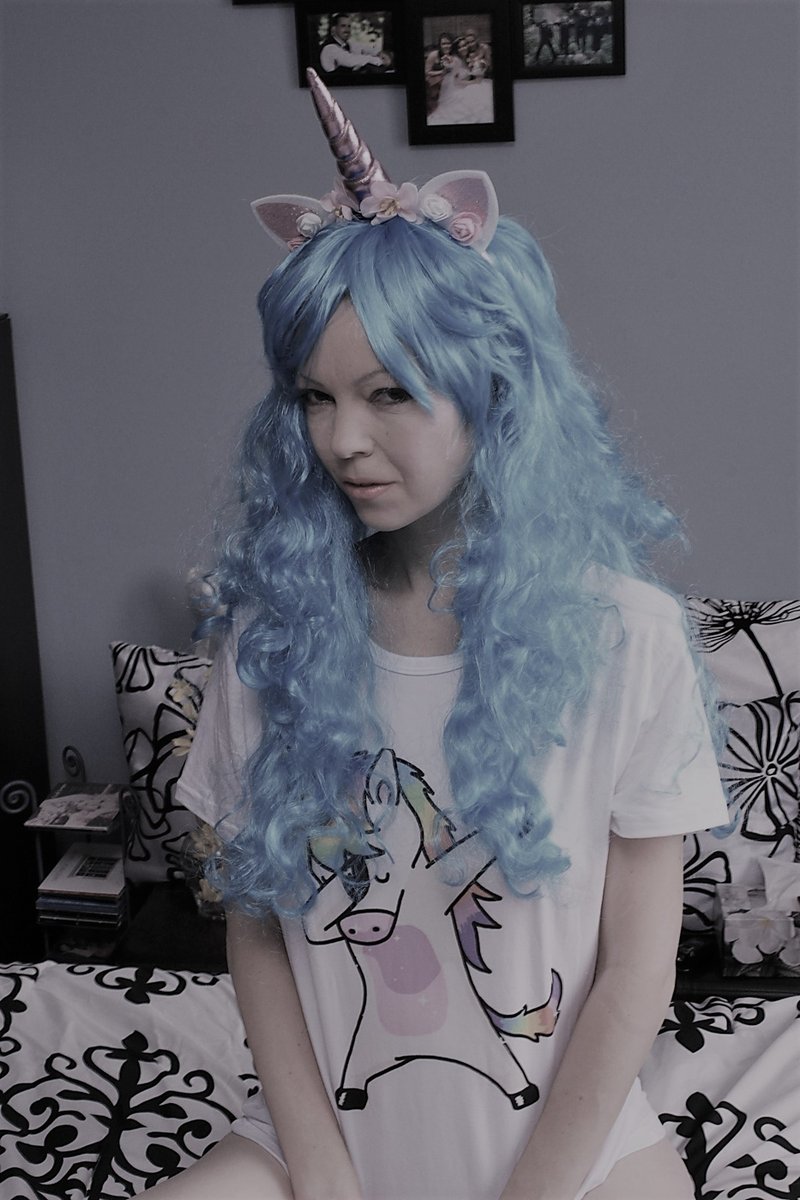 KelliOnLine's tweet photo. https://t.co/9IADs8mhGj Sexy Unicorn #sexy #nude #close-up #explicit #explicitnude #socks #fetish #wig #unicorn #cosplay https://t.co/23jdqlEVTU