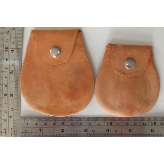 lukerevolution's tweet photo. @marksandspencer I'll just get my kangaroo scrotum coin purse* out and pay for my Santa's Yumnut.

*an actual thing!
https://t.co/kZKGniInOE https://t.co/tcqopcUyx9