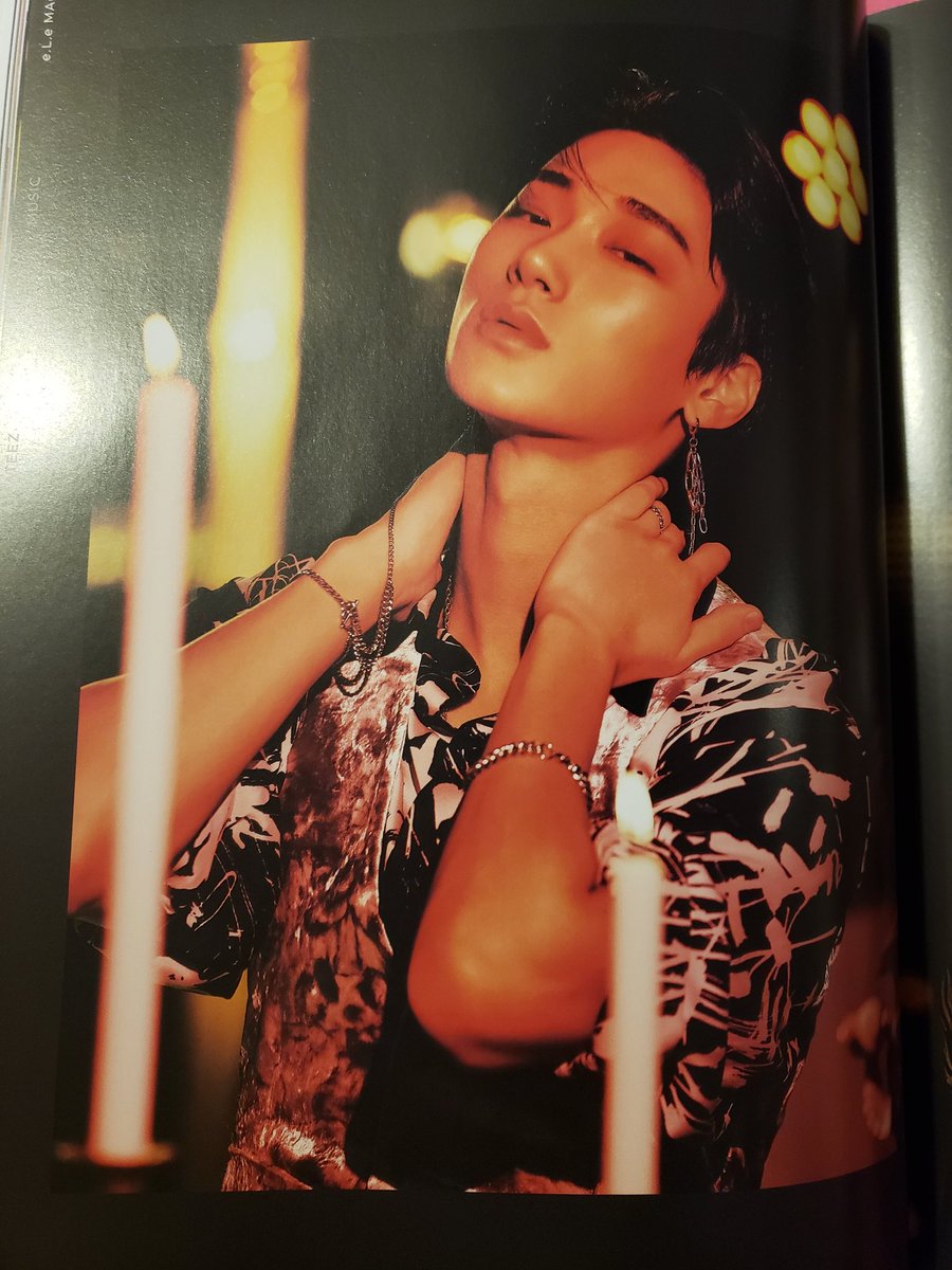 BranMichelle's tweet photo. Thank you, @AtinyGOs, for doing this GO for Ateez's eLE magazine! I know there were some hiccups along the way with getting these, but you handled it smoothly and it was so worth the wait. My mans look amazing in this. 😍 #AtinyFB https://t.co/D8Qyp50JFG