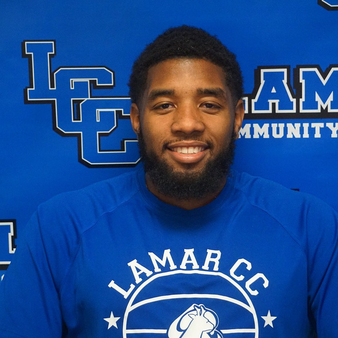 I have accepted the opportunity to be the Assistant Men’s Basketball Coach at Lamar Community College 🔵🟡 Thank you Jesus for ordering my steps as always 🙏🏽 Time to work!