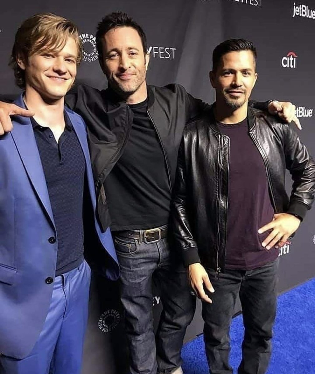 Alex O'Loughlin (@alexolo12350454) on Twitter photo 