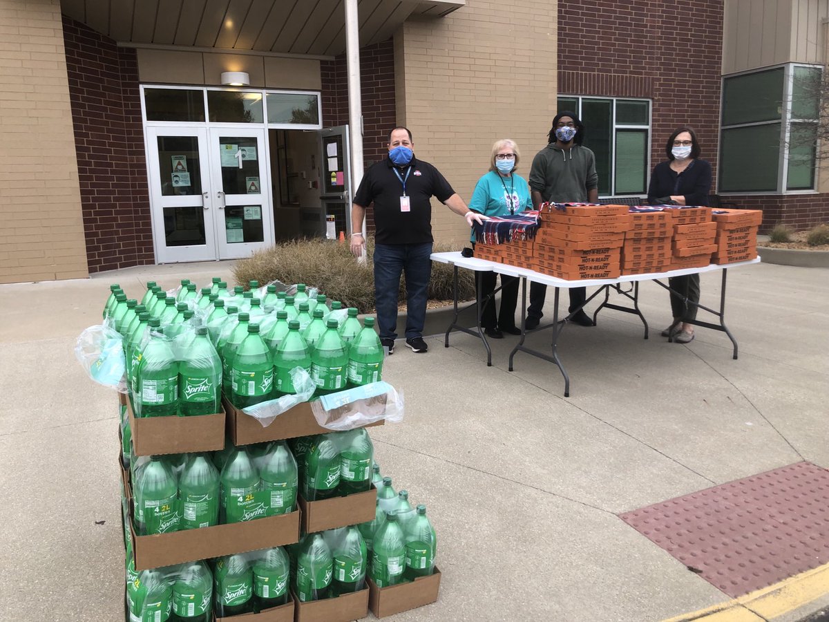 Thanks to Lisa Marshall and her crew from theChapel.life for providing drive-thru dinner for families during our virtual conferences! We are grateful! #LeggettTigers #theChapel.life