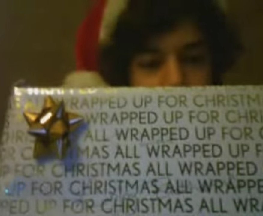 lonelicarus's tweet photo. natal chegando e ninguém vai ficar boiolinha assim por mim https://t.co/mU2hMfx9JT