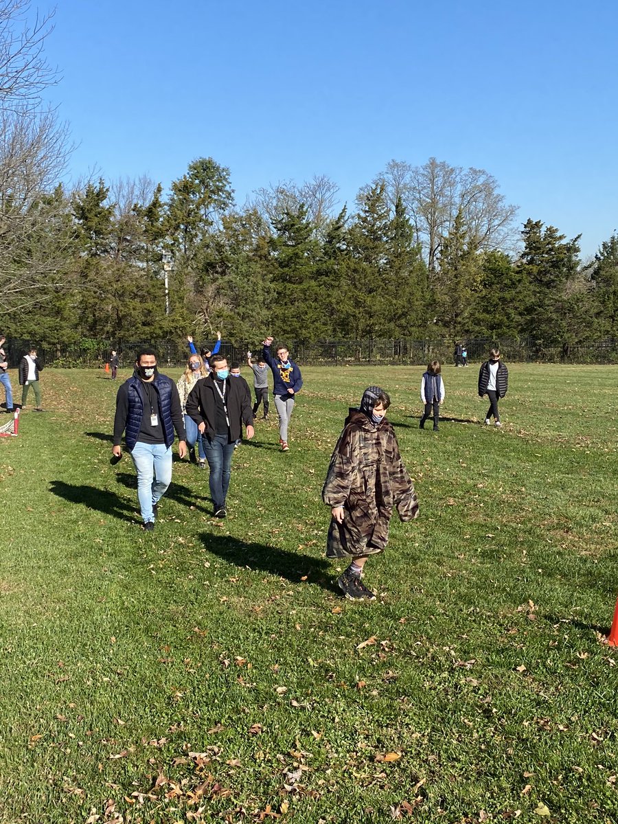 center_nj's tweet photo. Center School Walk-A-Thon. Great weather, great time with friends. https://t.co/WgX4KSLUfu