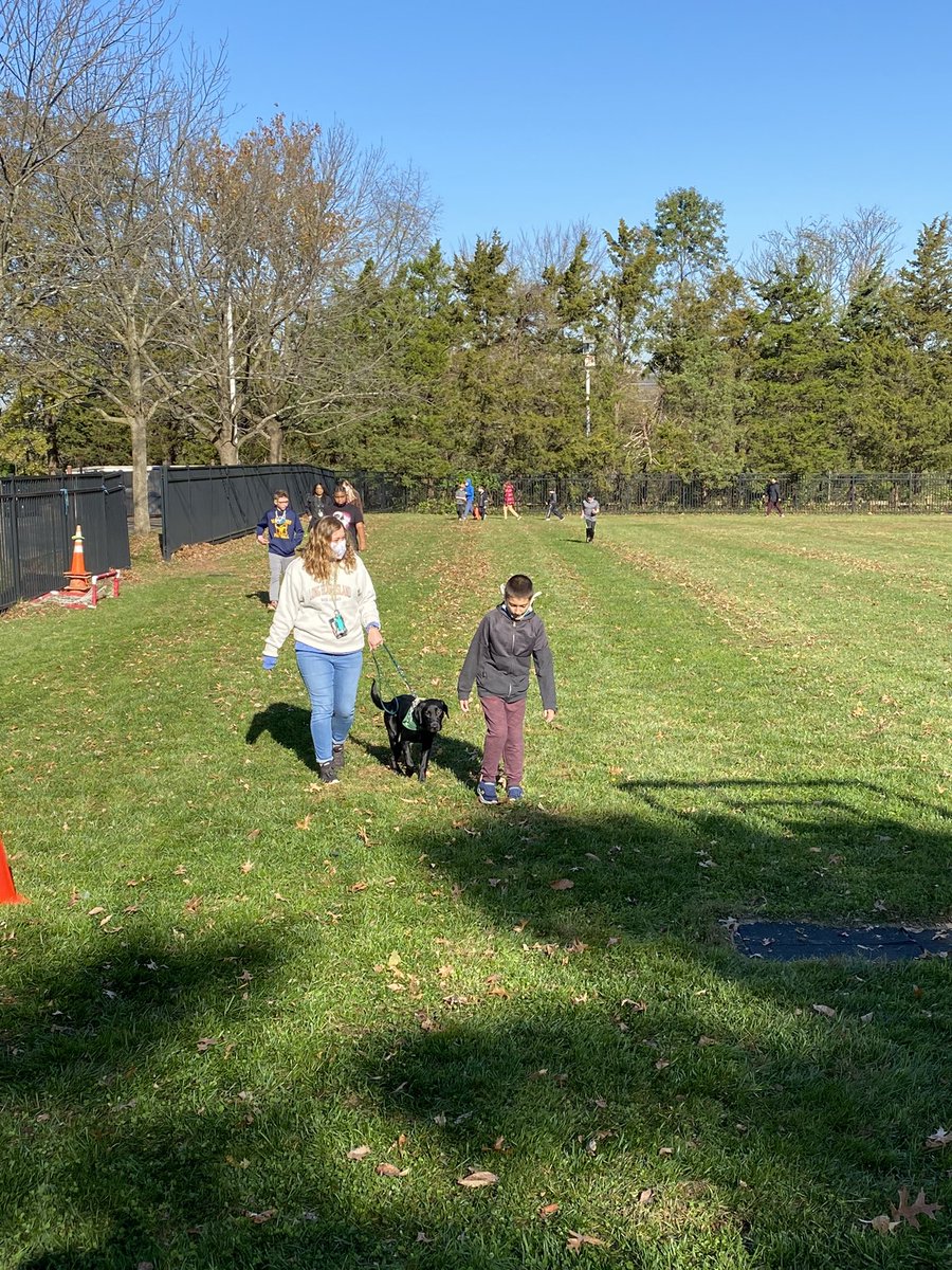 center_nj's tweet photo. Center School Walk-A-Thon. Great weather, great time with friends. https://t.co/WgX4KSLUfu