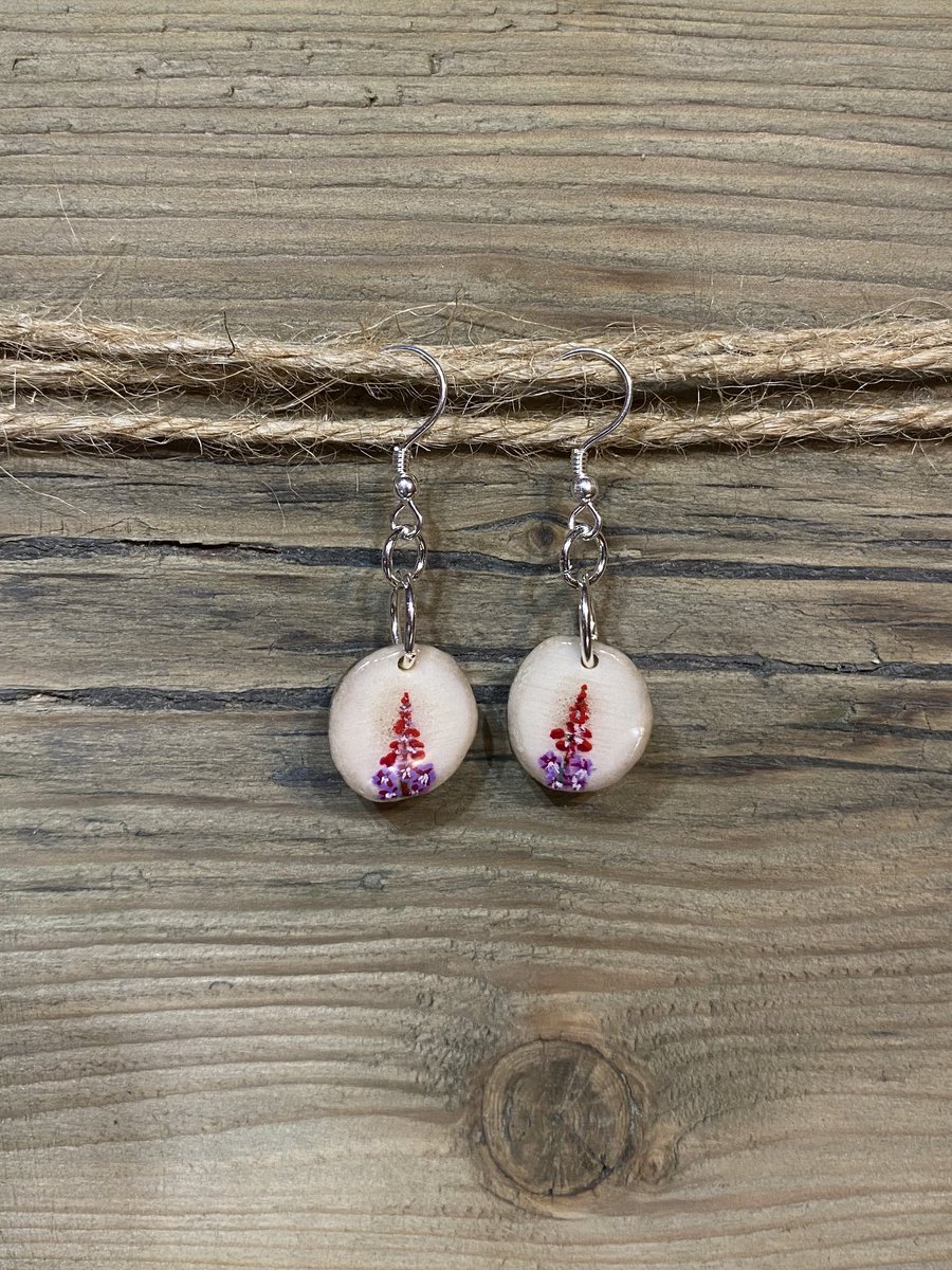 Big_Ceazy's tweet photo. Speaking of my earrings, you guys wanna see what I make? No? Okay here it is anyways :) https://t.co/D89wgvii3d