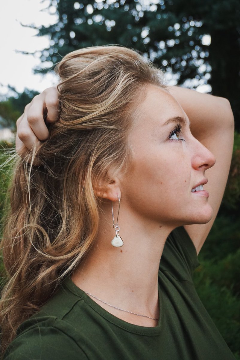 Big_Ceazy's tweet photo. Speaking of my earrings, you guys wanna see what I make? No? Okay here it is anyways :) https://t.co/D89wgvii3d