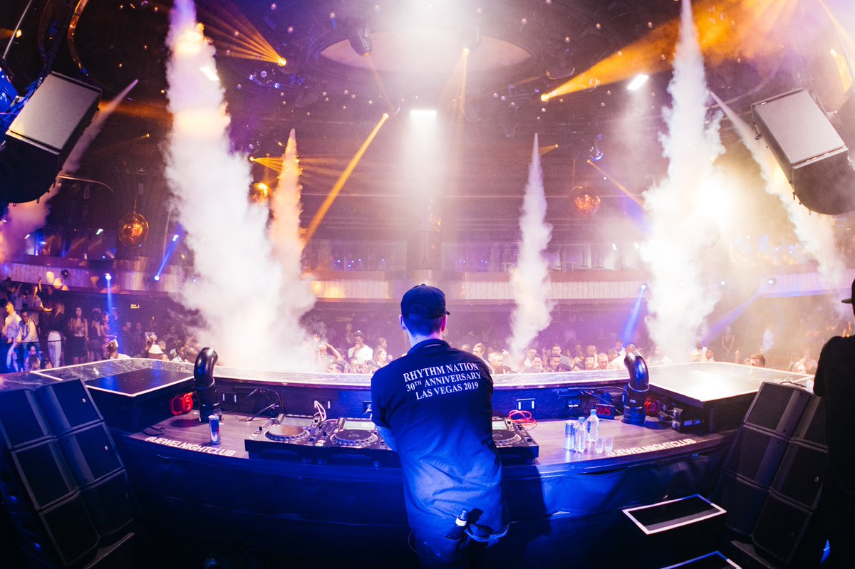 Headliner Music Club tweet media
