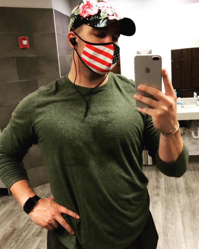 NaegleBrandon's tweet photo. Brand new. https://t.co/2UczEQpmOb