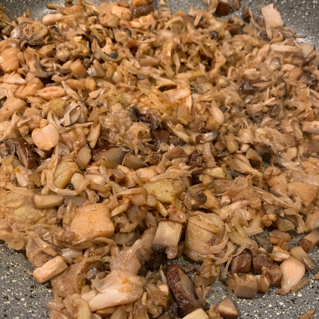 trulygrounded's tweet photo. Can you guess the ingredients of this dish? Here's one for free: 🧅 https://t.co/WuB2A2rdnq