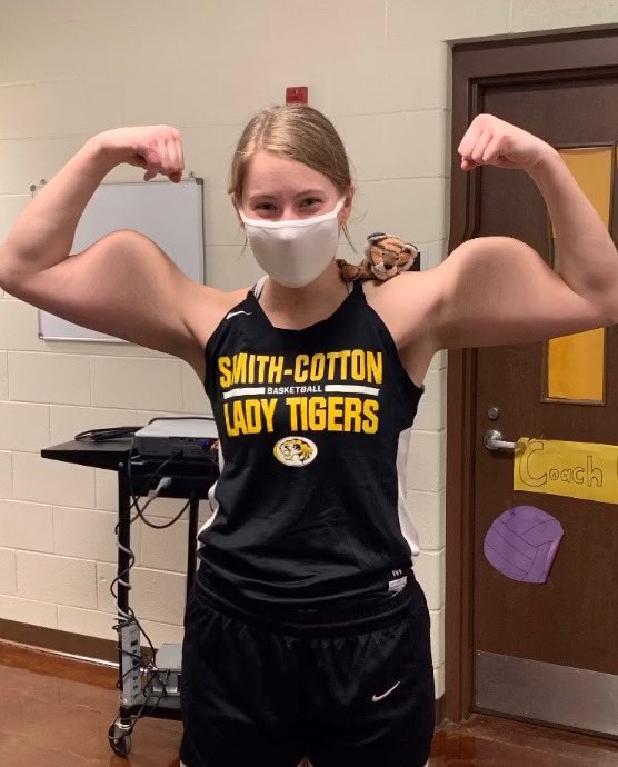 SCTigersGBB's tweet photo. #TenaciousTiger for day four goes out to Junior Bailey Brown!! Bailey always goes above and beyond expectations and is always “team first.”
Also, apparently all of her work in Athletic Conditioning with weight lifting is paying off!! #GetBigWithTheBigShowBigShade
#NewEra https://t.co/EoeZv2NaPs