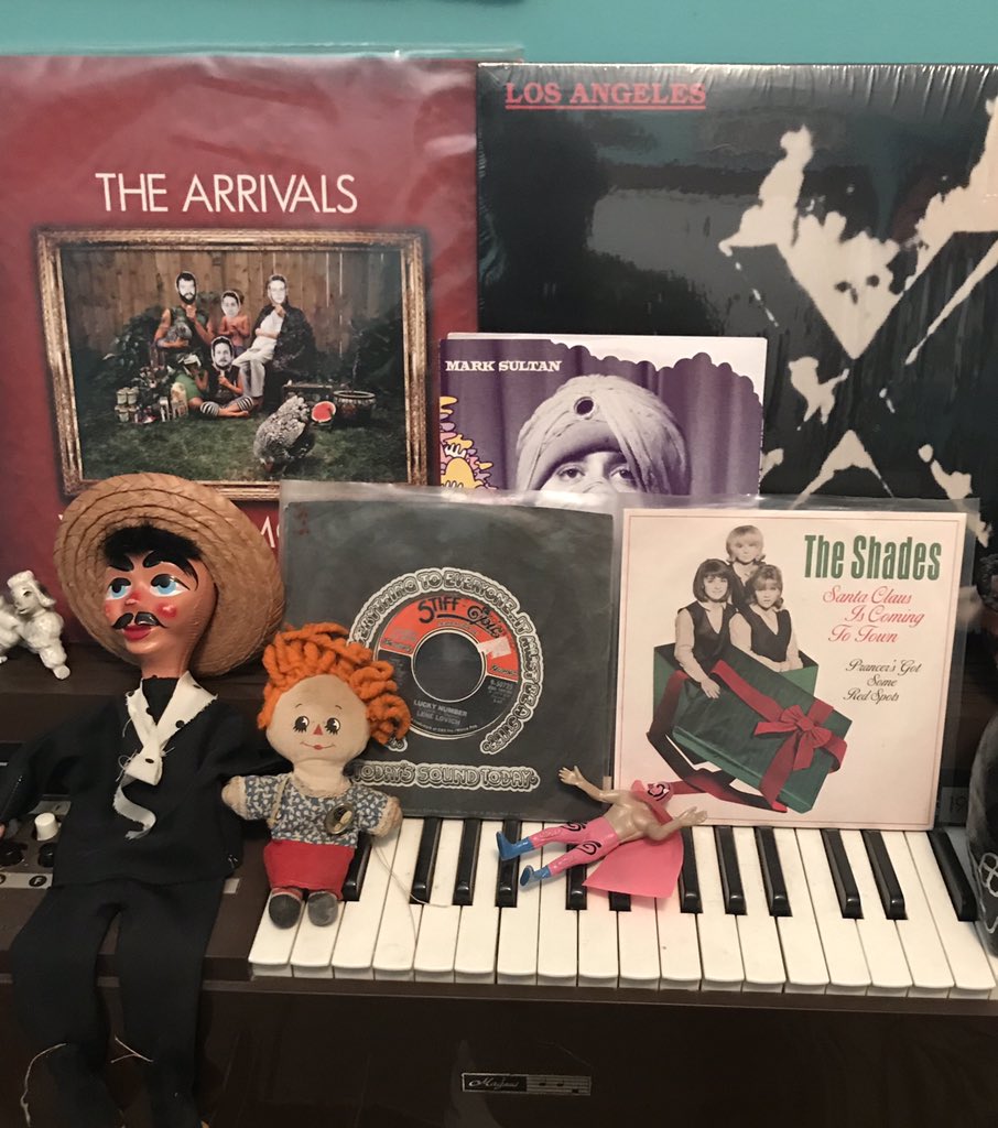 BIRP60406's tweet image. The only thing better than inheriting good records, or buying them from your local shop is getting them in the mail. Today was a good mail day from @1234gorecords                          #thearrivals #x #marksultan #blueislandradiopodcast