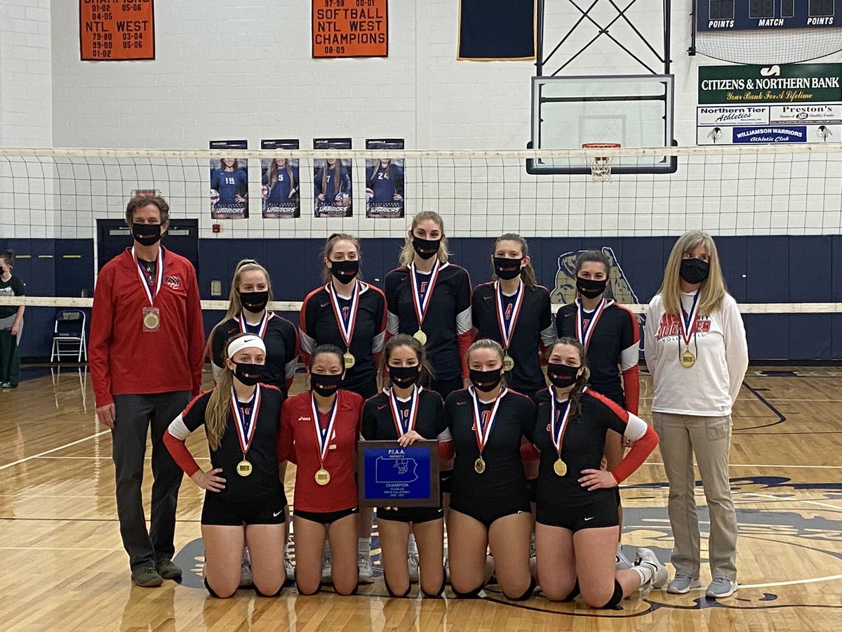 hurat_alex's tweet photo. NP-Liberty volleyball wins a 5th straight D4 title.  Congratulations!! #lrnrdrvn @SouthernTiogaSD https://t.co/WY51L9eO4A