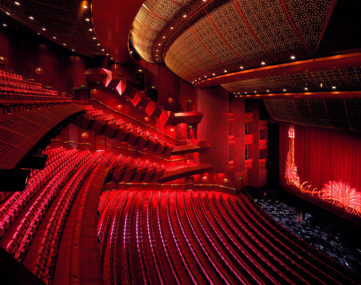 You are warmly invited to join The Arts Wellbeing Collective for season two of Mental Health Matinées. This series of online presentations promotes positive mental health and wellbeing in the performing arts.  Free to attend, registration essential. artswellbeingcollective.com.au/resources/ment…