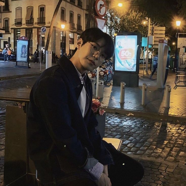 Baru di rp twt 
Ga mandang chr kan? kuy lngsung dm 

Fmbest? dobrak dm gw
Mutualan? rt or like

#roleplayerindonesia #roleplayerkpop #roleplayeraccount #roleplay #rpwindonesia #rootrp