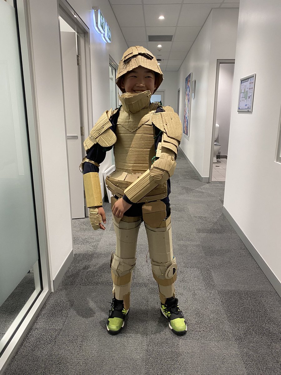 WaitaraPublic's tweet photo. Beita in Year 6 has completed a ‘Personal Interest Project’ on 15th Century Plate  Armour and this outstanding creation is the end result. Brilliant! @NSWEducation #inspirational https://t.co/gMgOkGKxRP