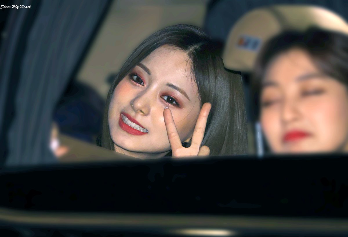 myheart_shine's tweet photo. 201105 MCD 🏆 

행복한 쯔위❣️

#저우쯔위 #쯔위 #ChouTzuyu #Tzuyu #周子瑜 #子瑜 #ツウィ #TWICE   #트와이스   #トゥワイス #Eyeswideopen  #ICANTSTOPME https://t.co/DM5rRoyND4