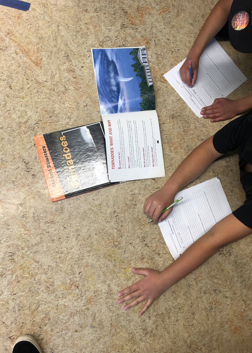 glendale_belin's tweet photo. Our forecast calls for earthquakes🌎, volcanic eruptions🌋, tsunamis🌊, tornadoes🌪, and hurricanes🌀 as we continue to building our conceptual understanding of environment by exploring and researching the natural disaster of our choice!
#environmentexperts
@glendale_bode https://t.co/76fb6H4JLR