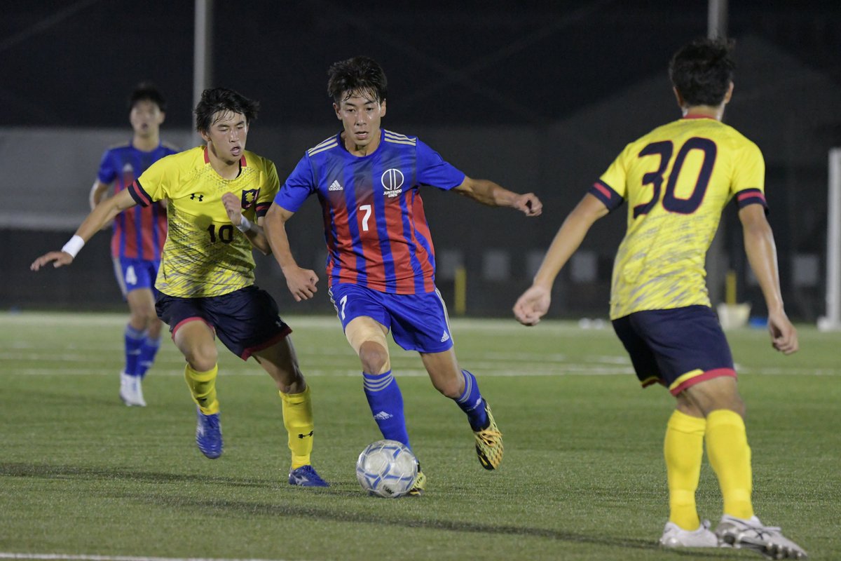 東京中日スポーツ首都スポ 首都圏スポーツ 関東大学サッカーリーグ戦 今週の 旬の男たち は順大mf杉山直宏 大津 です けがに泣いた3年間 4年生で覚醒し プロ入りを目指すアタッカーです 写真 Jufa Reiko Iijima 関東大学サッカーリーグ戦 Jufa