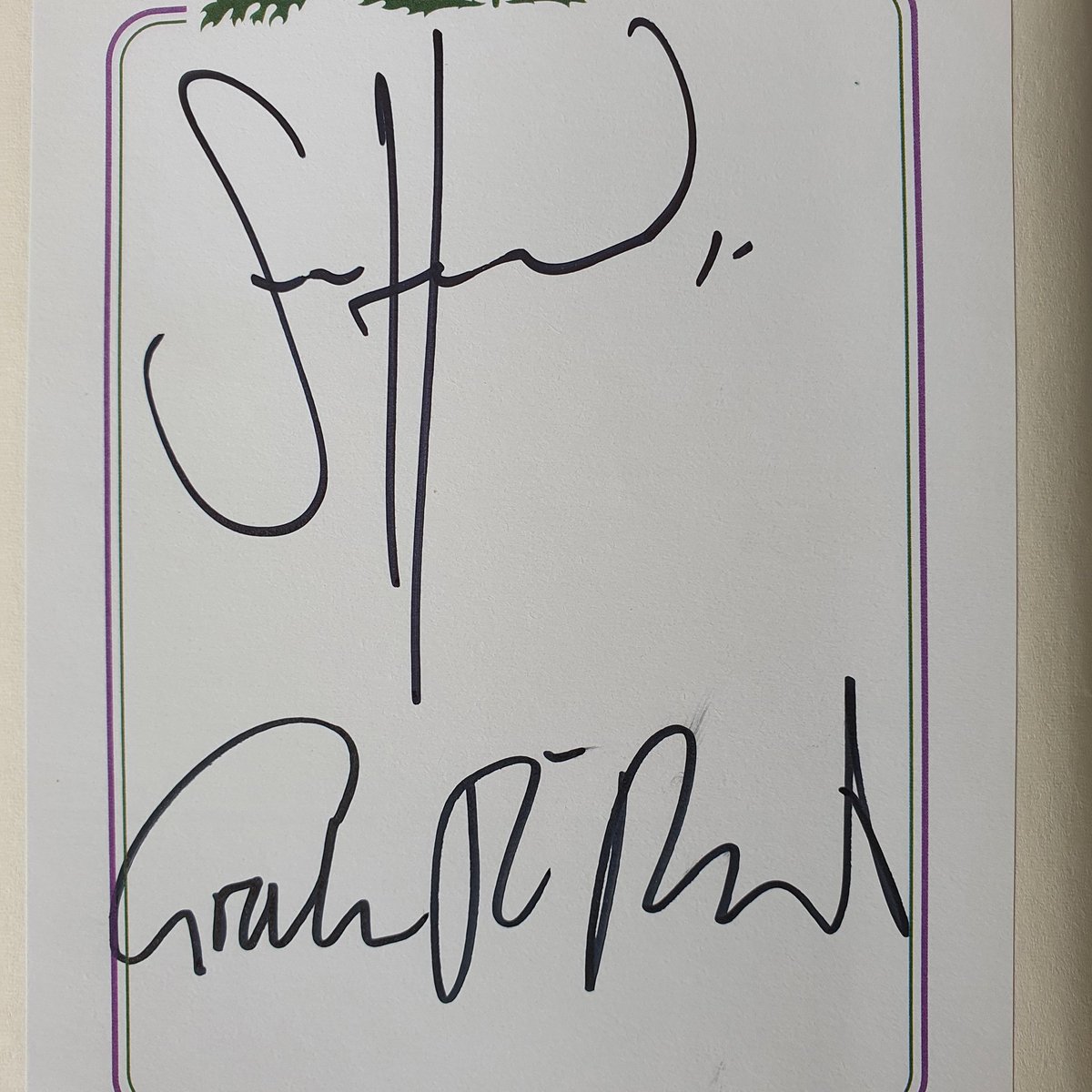 StatelovaB's tweet photo. Thank you Sam @SamHeughan and Mr McT @grahammctavish. A signed copy of #ClanlandsBook has just arrived! https://t.co/1akYqPfcw8