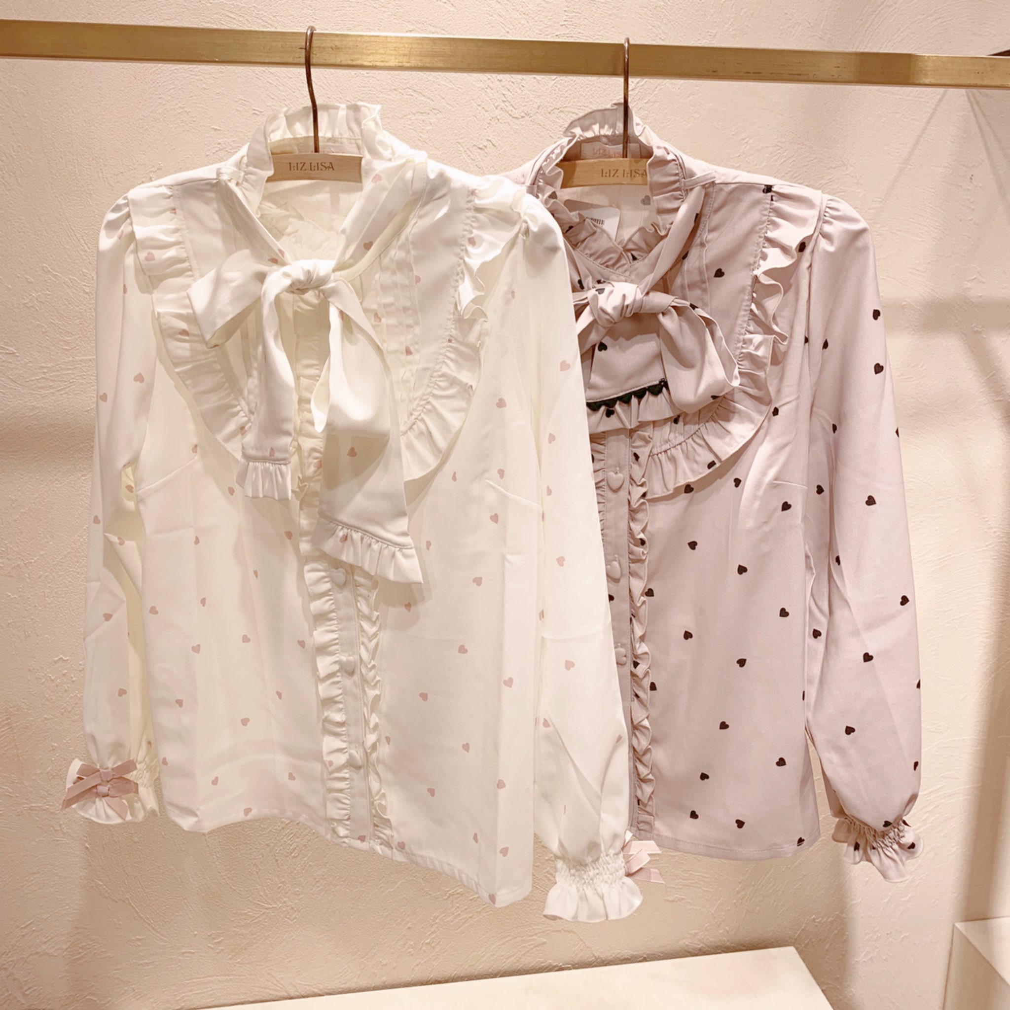 LIZLISA ♡ ブラウス ♡2024♡Spring♡ *⑅୨୧ レーススラッシュスリーブブラウス