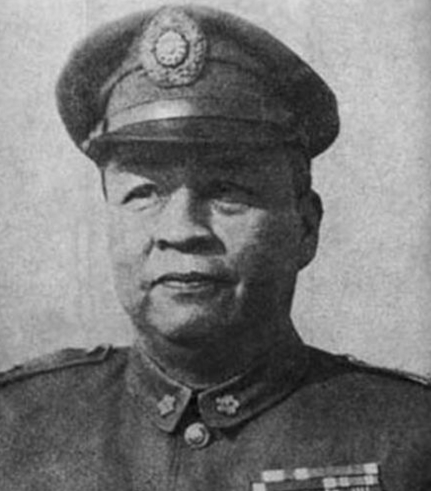 59) General Yu Hanmou, whose desperate defense of home Guangdong Province with motley force of regional troops in October 1949 failed against Lin Biao‘s 4th Field Army—even 10,000’s of these northern troops falling ill to malaria didn’t stop their advance.  https://twitter.com/simonbchen/status/1301132091669712898?s=20