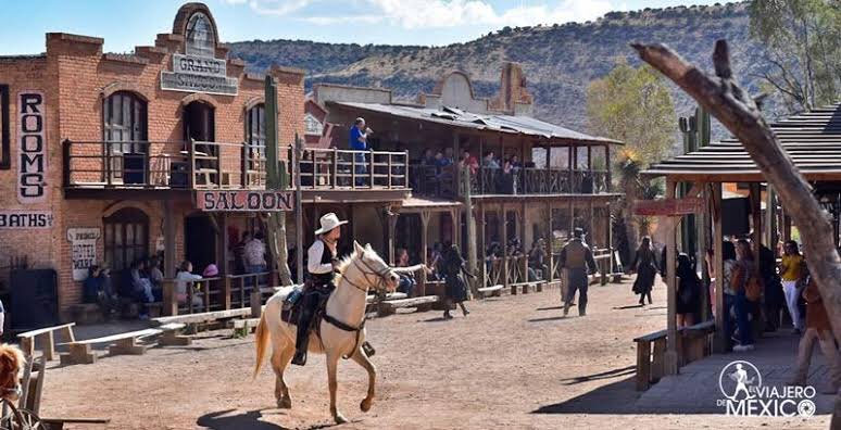 JoseLuisBB19's tweet photo. Conoce #Durango y siéntete como en una película con la cinematografía del #PaseoDelViejoOeste 
@SECTUR_mx 
@TheAlanAlexis 
@omaralpuche https://t.co/hQoSwR9Et3