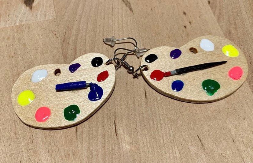somekoldpieces's tweet photo. Excited to share this item from my #etsy shop: Painters Palette Earrings https://t.co/ec85eUjqmq https://t.co/mEgJM062ZN