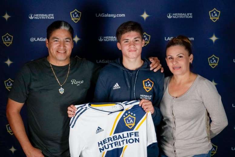 Jonathan Perez: RW/CAM, 2003, LA GalaxyA standout in the LA Galaxy youth system. A player who would be very valuable for the USA 2003’s. A creative and dangerous attacker with a lethal left foot