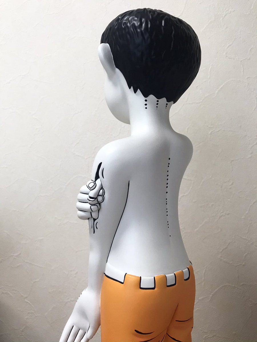 RT @ode555: 40cmねじ式スタチューのサンプル頂きました。 大きい