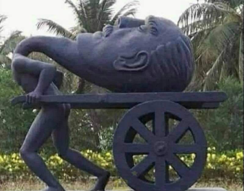 SantoshSinghIPS's tweet photo. The ego in our head is real burden we carry in our life 🤔
(SM)

#FridayThoughts https://t.co/n0dDt8Zg0X