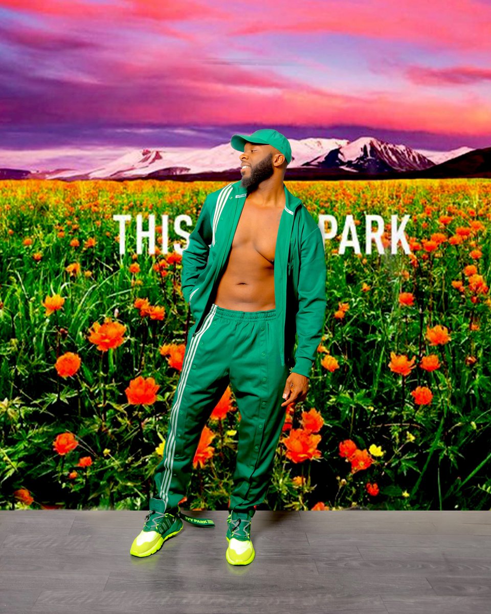 BeyondTY's tweet photo. Where is your Park ? ...
@beyonce didnβt send me a box but I still got my #ivypark & had to step infront of the camera just like I did with the first drip. #ivyparkxadidas DRIP ii. &&
photography by: ME
β’ #ivypark #adidas #dripii #ivyparkxadidas #beyonce https://t.co/sHefaboCOl