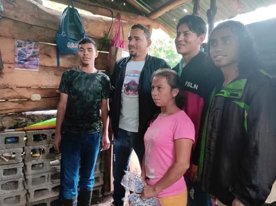 Magnum76G_'s tweet photo. #Nicaragua 🇳🇮 La #Js19deJulio Visitando a las familias de los barrios del municipio de San Lorenzo,  en especial a las compañer@s en emergencia social y con discapacidad, llevando nuestro mensaje de solidaridad y acompañamiento a través de las diferentes instituciones del https://t.co/eSeUhVrgm6