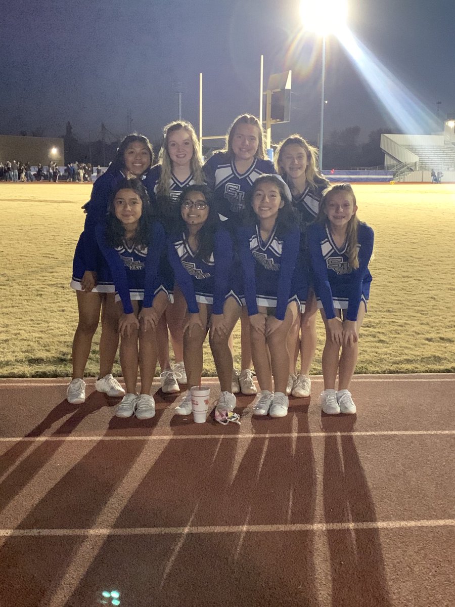 ebaeza_75's tweet photo. It was such a blessing to work with these girls this year! #cheerleaders #sjh #elknation ⁦@StratfordISD⁩ ⁦@Stratfordjrhigh⁩ ⁦@StratfordISD2⁩ https://t.co/RNPsJjKtll