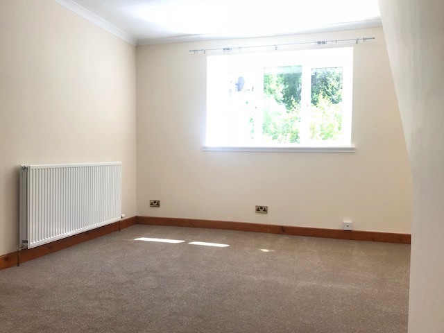 Perthshireps's tweet photo. ❤️ Dundee Road, Perth ❤️
🛏️ 2 Bed
💸 £650pcm
😍 Sought After Location
🌼Lovely Gardens 
📅 Av Now https://t.co/Rp80V7hRty