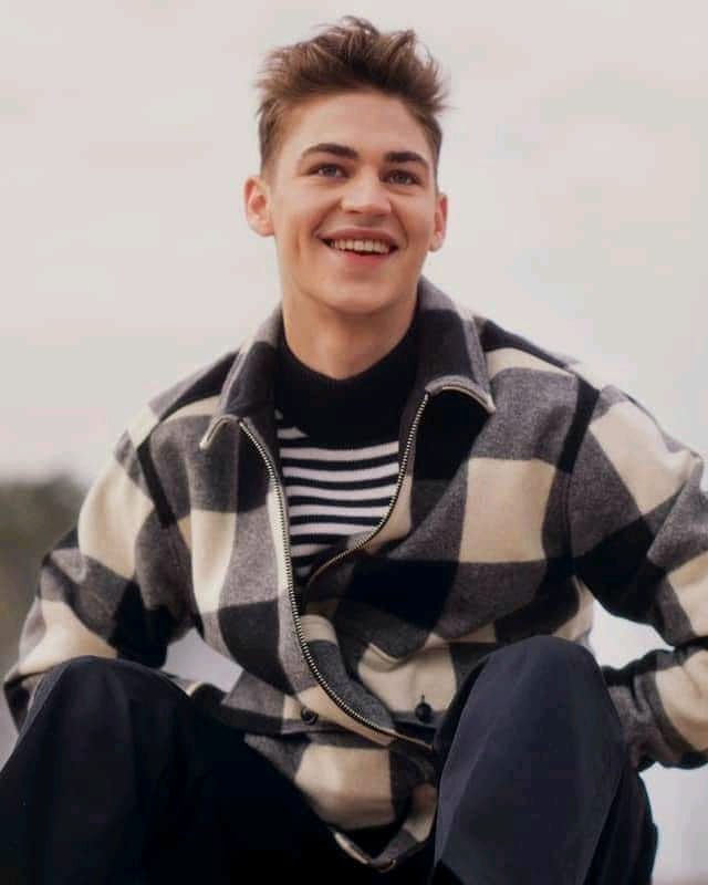 Happy 23rd Birthday Hero Fiennes Tiffin from after we collided movie hope you have a great birthday :) 