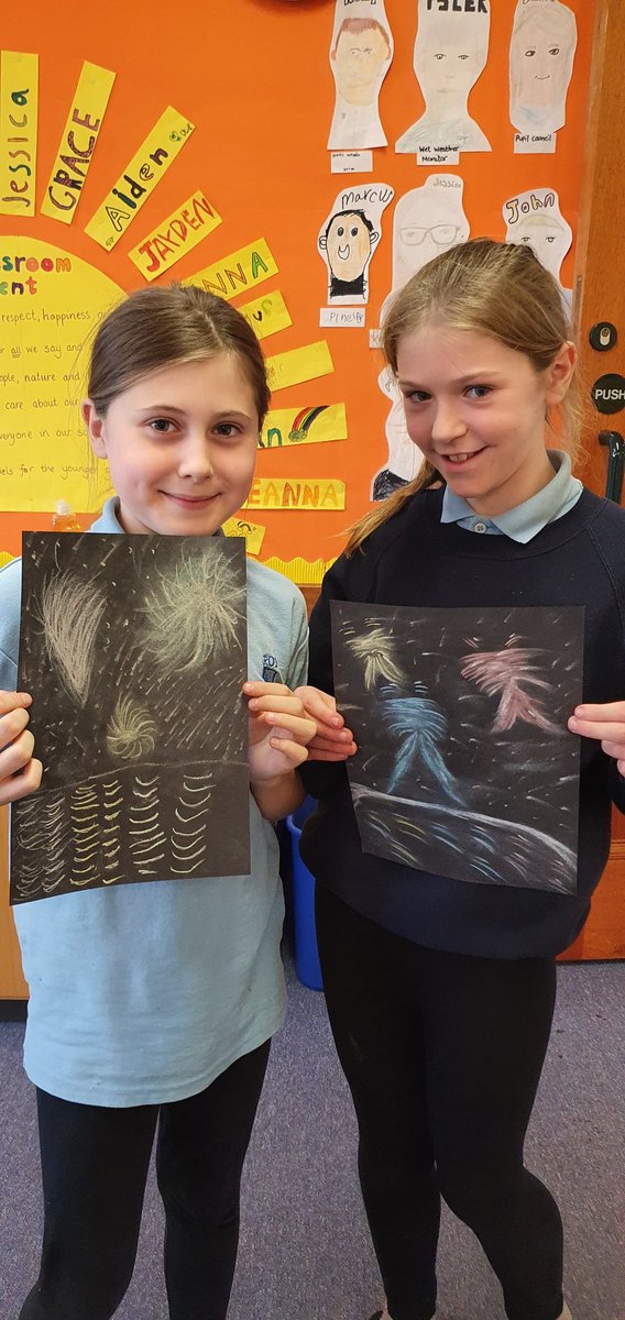CroyPrimary's tweet photo. Our p6/7 look very pleased with their firework and reflection pictures. #fireworks #croyprimary #art https://t.co/siupzKu02Y