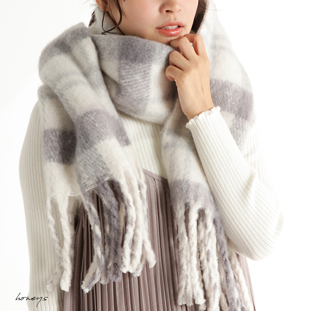 ハニーズ Honeys on Twitter: "冬のマストアイテム! 太フリンジマフラー 1,480円 #ハニーズ #Honeys #マフラー X Honeysのストール