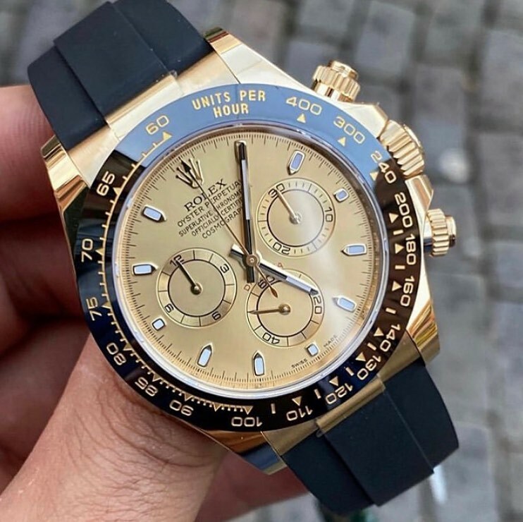 buy1way's tweet photo. How do you find it ?
.
☑️Follow @buy1way for more contents
.
.
——————————————————————
📸 by @rolex.clubwatch
.
.
#buy1way #rolex #rolexmilgauss #rolexmilgaussgv #rolexcollector #rolexsubmarinerdate #rolexsub #green #classicrolex #mensfashion #mensst… https://t.co/QSevuq3L30 https://t.co/1K2fpXSjp4